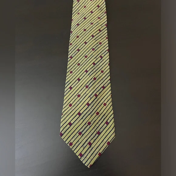 Giorgio Armani Cravatte tie - Picture 2 of 6